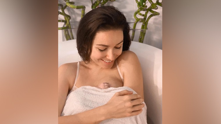 Ирена Понарошку опубликовала фото своего новорожденного малыша