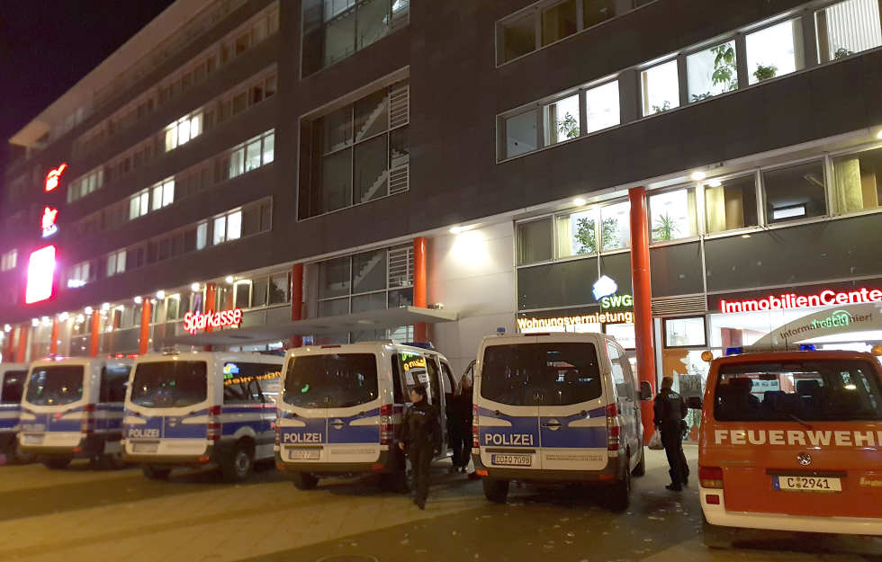 Центр немецкого города Хемниц оцепили из-за угрозы взрыва бомбы
