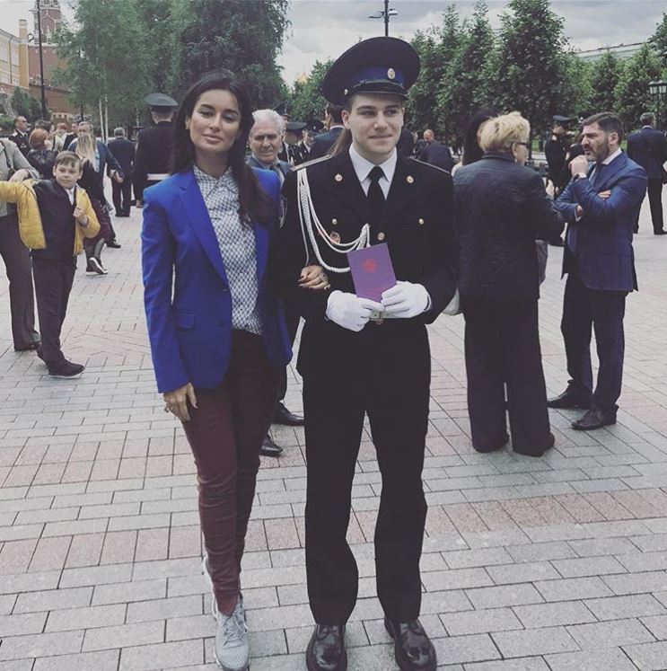 Тина Канделаки подарила 16-летнему сыну квартиру за 100 миллионов рублей