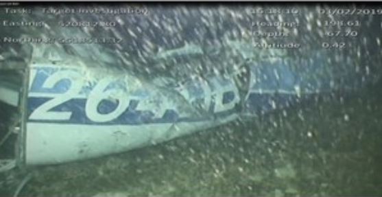 Среди обломков самолета, в котором летел Эмилиано Сала, обнаружено тело
