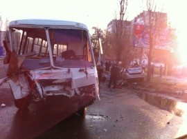 Четверо погибли в ДТП с автобусом в Воронеже — фото